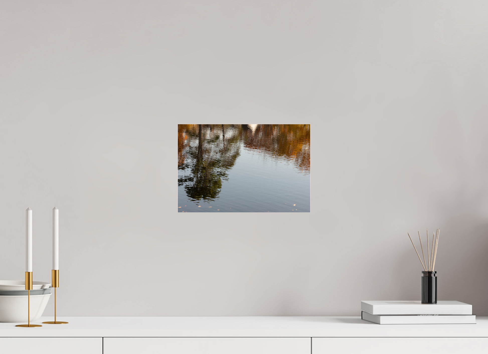 12 x 8″, Fotos Male Reflejo en el agua