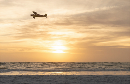 Main image Avión en la playa