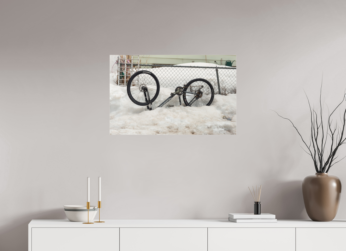 31.7 x 20″, Fotos Male Bici en la nieve